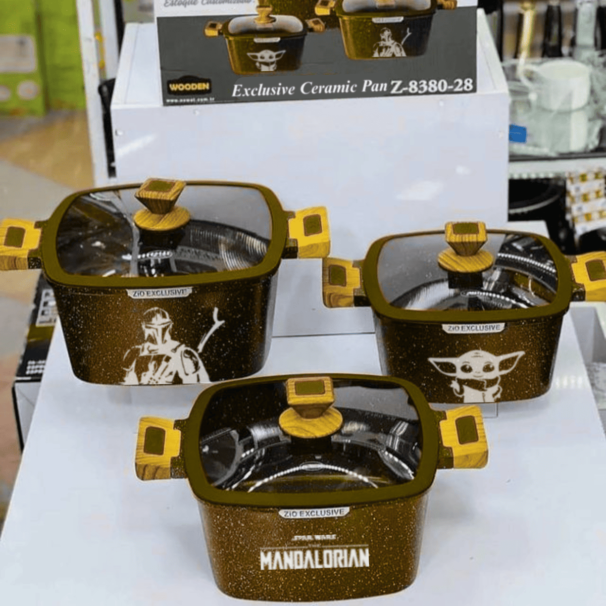 Exclusive: Set 3x pcs SW and Mandalorian Custom Ceramic Nonstick Cookware + *FREE GIFTS 5x SW Wooden Spoons* - LIMITED EDITION