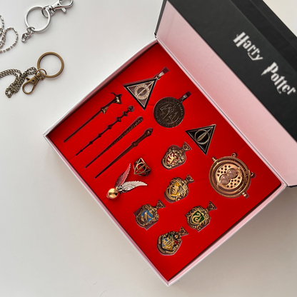 Exclusive: HP 15 pcs Gift Set Box with Pendants, Wands and Rings for Necklaces or Keychains + FREE GIFT 1x HP Magic Mug - LIMITED EDITION