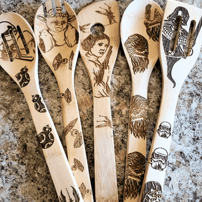 Exclusive: Set 3x pcs SW and Mandalorian Custom Ceramic Nonstick Cookware + *FREE GIFTS 5x SW Wooden Spoons* - LIMITED EDITION
