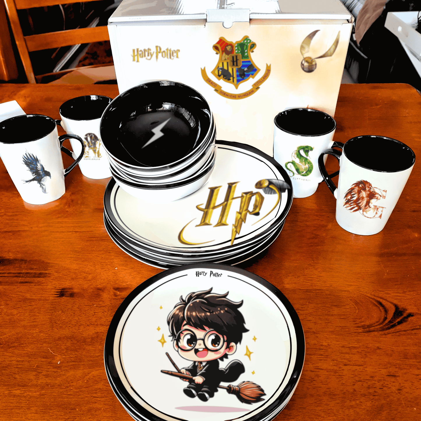 Exclusive: HP Signature Custom Dinnerware Set 16x pcs + *GIFTS 4x Coasters* - LIMITED EDITION